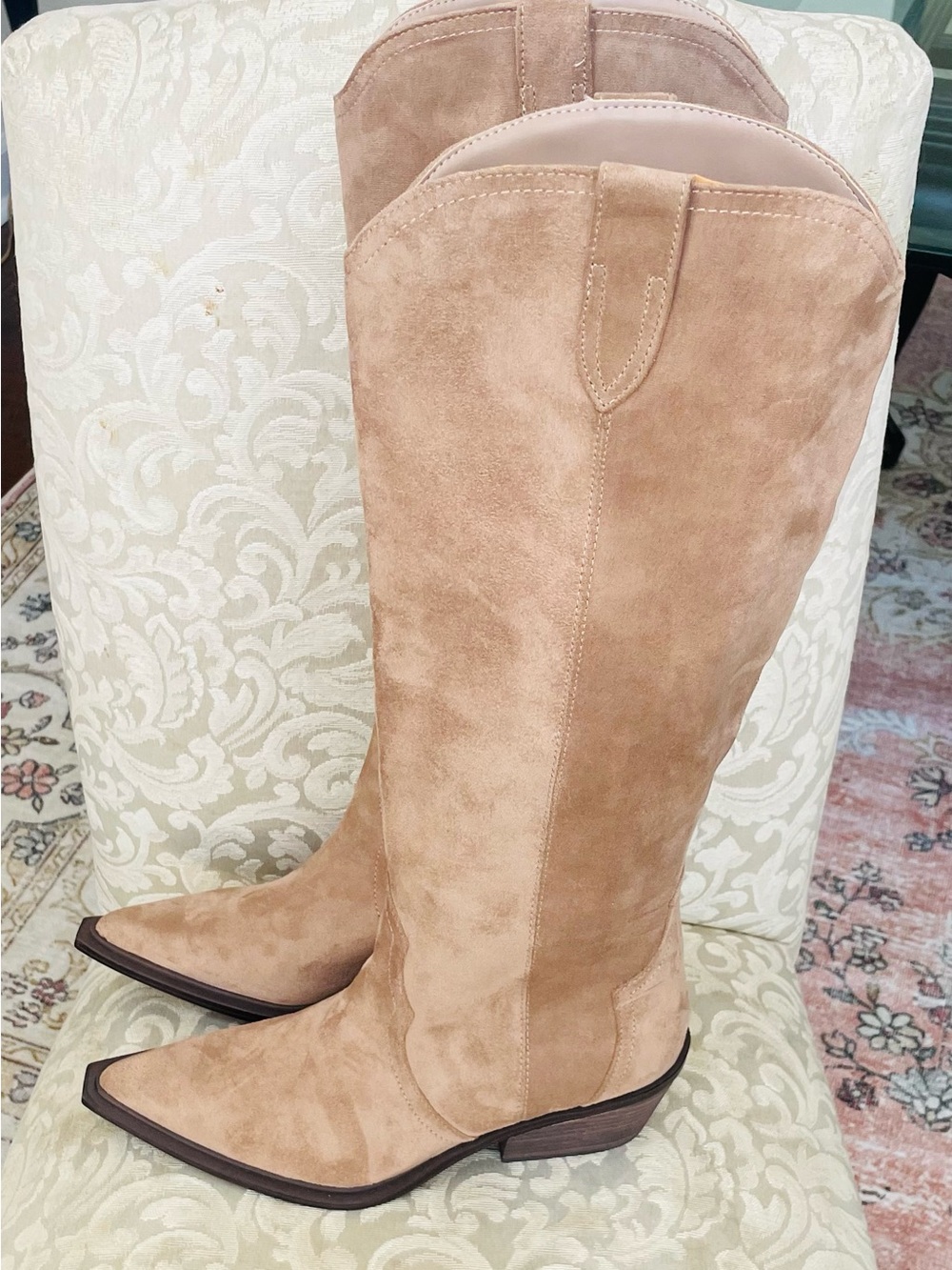 New Dolce Vita Tan Suede Knee-High Western Boots